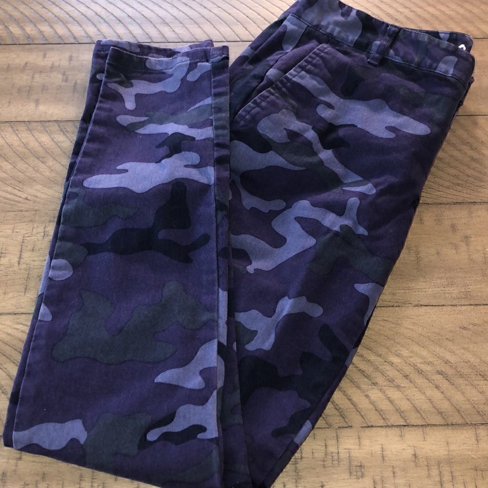 NWOT Purple Camo SkinnyMini Brushed Cotton Khakis Get out there in these pants!!